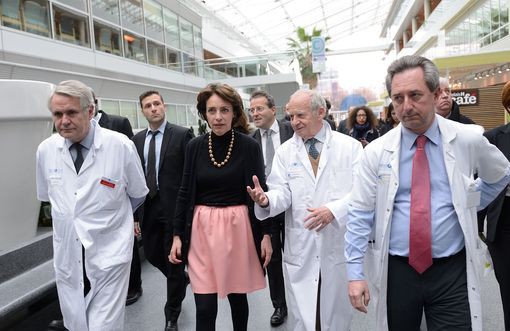 L'équipe de chirurgie Cardio-Vasculaire de l'hôpital Georges Pompidou dirigée par le Professeur Fabiani