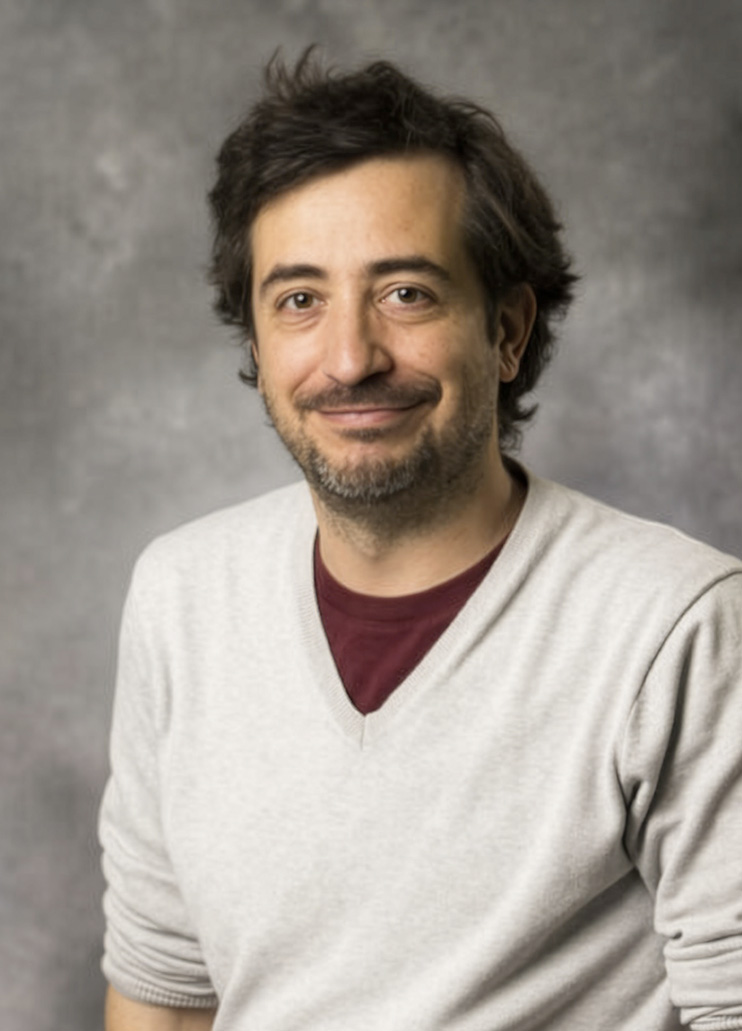 Adrien Georges, chercheur en biologie cardiovasculaire, étudie les liens entre génétique, hormones et maladies cardiovasculaires chez les femmes
