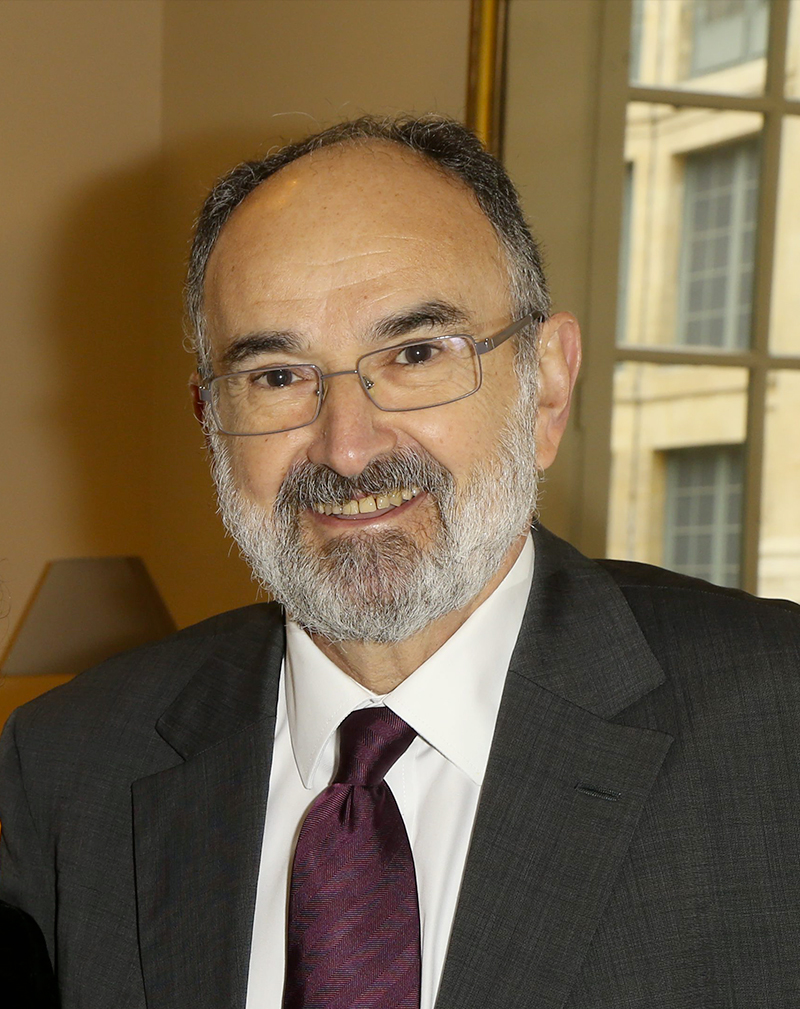 Portrait de Serge Hercberg, expert en épidémiologie nutritionnelle et santé publique