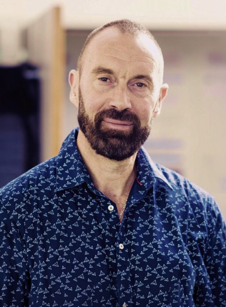 Portrait du chercheur Jean-Jacques Schott, spécialiste en génétique des maladies cardiovasculaires et lauréat du Prix Danièle Hermann 2021